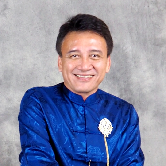 Mr. Sathirapong Na Takuatoong